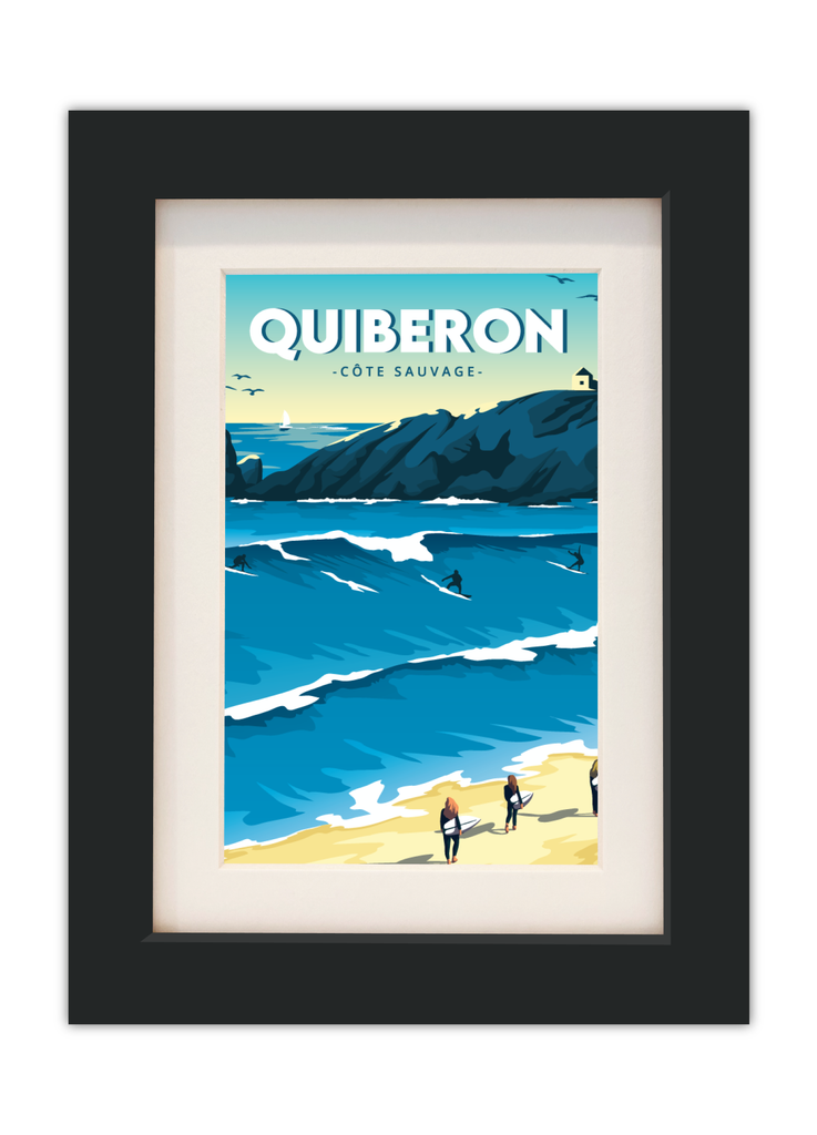 Carte postale de surfeurs sur la côte sauvage de Quiberon avec un cadre noir