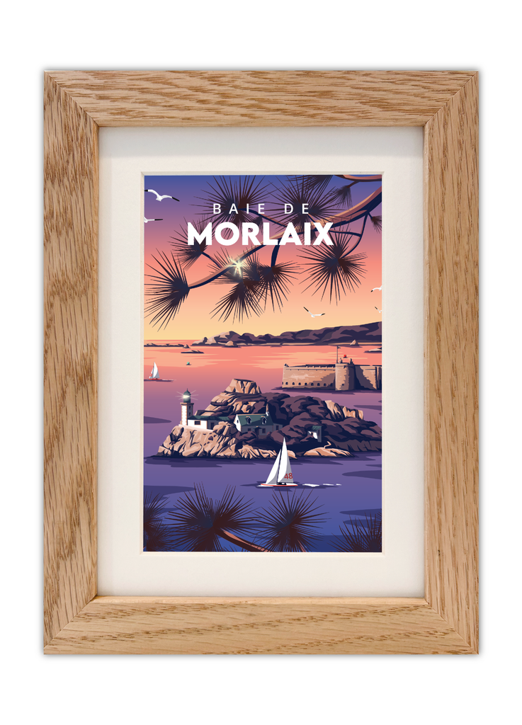 Carte postale de l'île Louët et du château du Taureau en Baie de Morlaix avec un cadre en chêne*