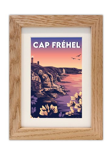 Carte postale du Cap Fréhel dans les Côtes d'Armor avec un cadre en chêne