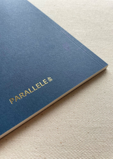 Notebook A5 de la marque Parallèle 48 créé et imprimé en Bretagne (made in France)