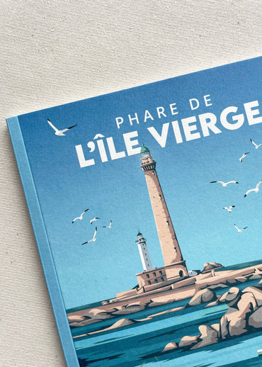Carnet de notes A5 avec une illustration d'un phare breton, création et impression locales (Finistère)