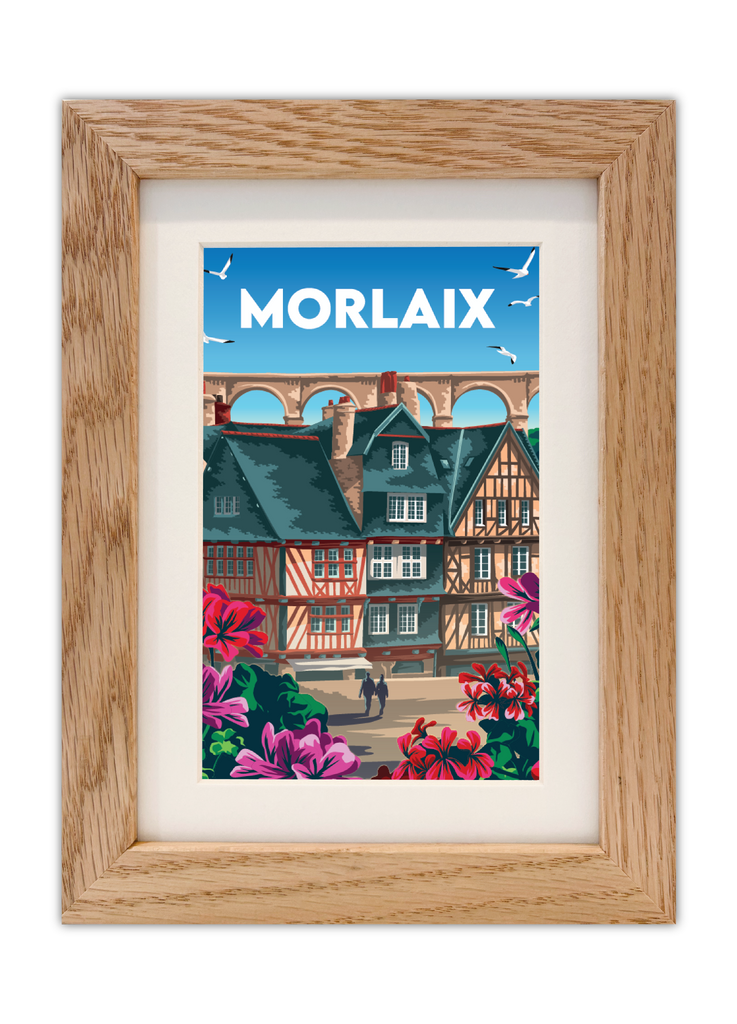 Carte postale de la vieille ville bretonne de Morlaix avec un cadre en chêne