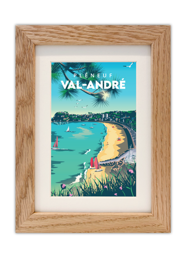 Carte postale de la grande plage du Pléneuf-Val-André avec un cadre en chêne