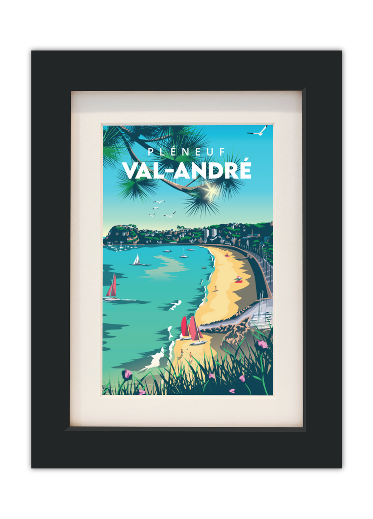 Carte postale de la grande plage du Pléneuf-Val-André avec un cadre noir