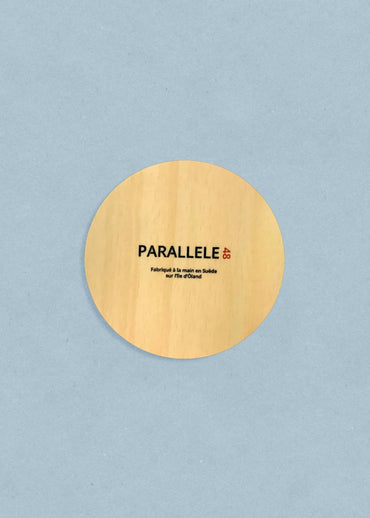 Dessous de verre en bois d'un homard bleu de la marque bretonne Parallèle 48 (fabrication bretonne)