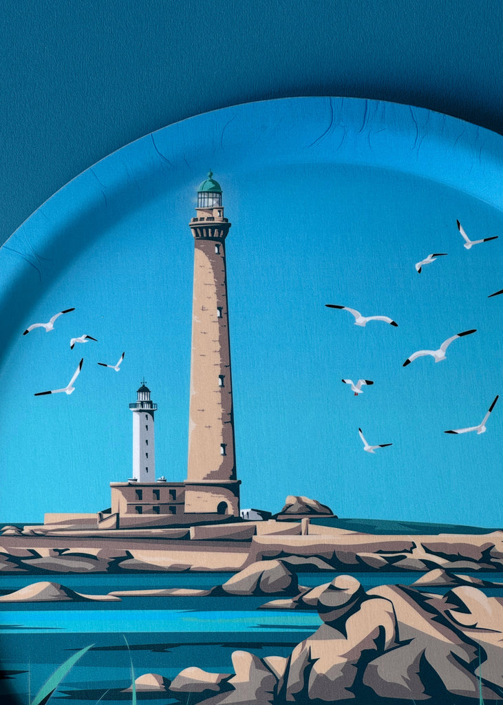 Plateau rond en bouleau du phare de l'île vierge fabrication suédoise