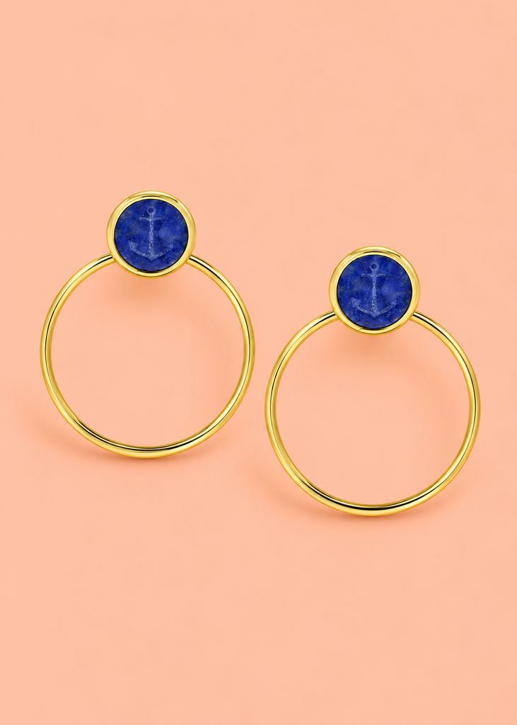 Boucles d’oreilles lapis-lazuli ancre marine Armeria, sur fond corail