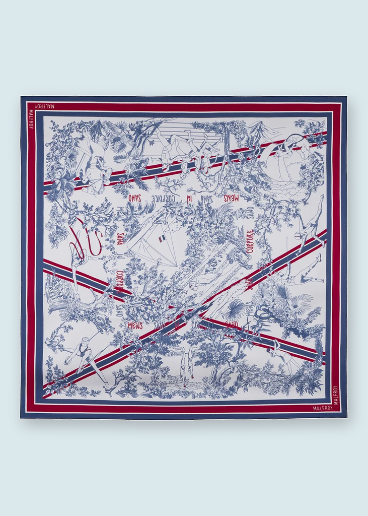 Carré Toile de Jouy Sport bleu Maison Malfroy présenté à plat