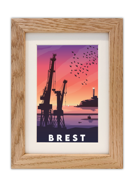 Carte postale des grues de Brest avec un cadre chêne