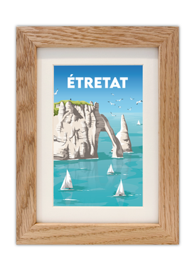 Carte postale de l'aiguille creuse à Etretat avec un cadre en chêne