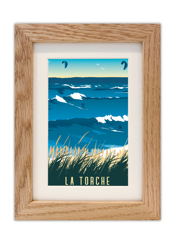 Carte postale de surfeurs à la torche avec un cadre en chêne